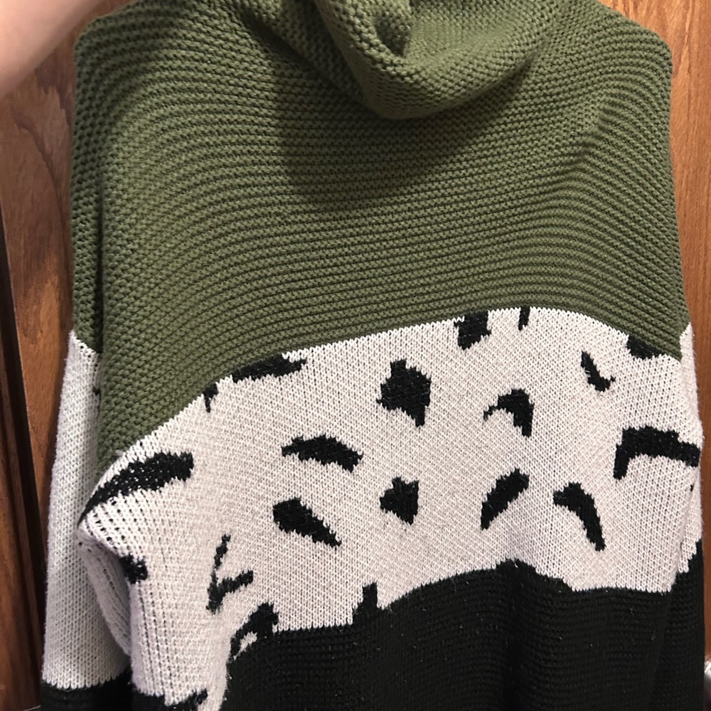 Cowl neck Green and Black Patterned Knit Sweater large color block